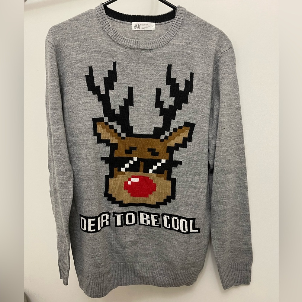 H&M Christmas Sweater Boys US 20 (or Men Small to Medium)